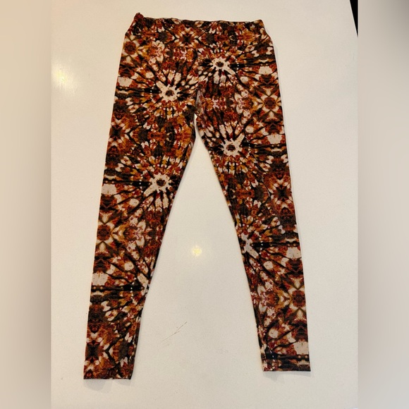 LuLaRoe tall and curvy leggings - Picture 1 of 3